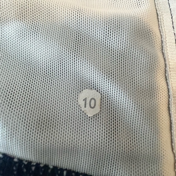 Lululemon Define Jacket - Picture 7 of 7